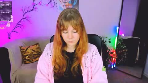 esma_shine online show from September 25, 10:02 pm