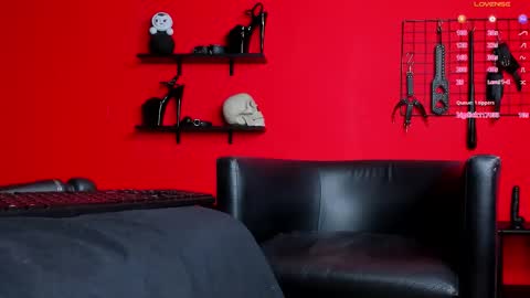 Snapshot of esme_fox chatting on March 26, 4:01 pm esme_fox online show from March 26, 4:01 pm