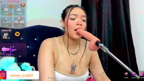 Esme Caldwel online show from June 16, 6:10 pm