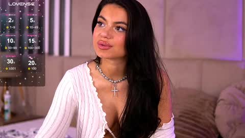 Esme online show from January 5, 1:56 am