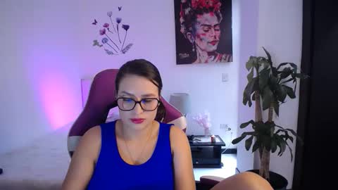 Esmeralda online show from March 1, 7:16 pm