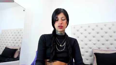 Snapshot of esmeralda_06 chatting on July 14, 3:18 pm esmeralda online show from July 14, 3:18 pm
