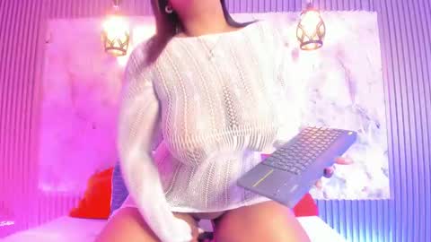 esmeralda online show from December 20, 9:21 am