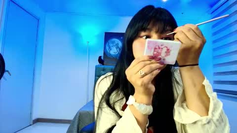 Esmeralda  online show from November 13, 11:31 am