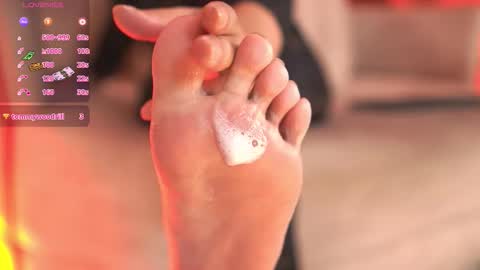 Snapshot of esmeraldagracee chatting on March 12, 7:31 pm Esmeralda Grace online show from March 12, 7:31 pm