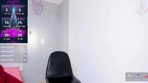 esmeraldanyx online show from December 13, 10:26 pm