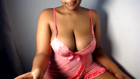 Esme online show from July 10, 10:51 am
