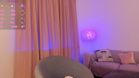 Esmi online show from January 17, 3:32 pm