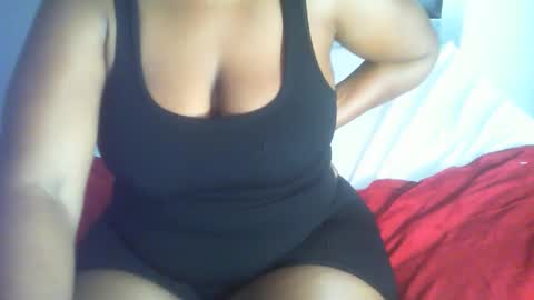 esonadoll online show from March 26, 7:58 am