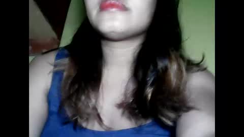 especialgirl_28 online show from February 2, 7:04 pm