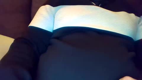 essex1987guy online show from September 17, 11:17 pm