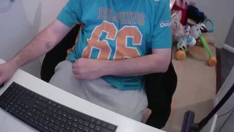 Morph online show from December 14, 8:29 pm