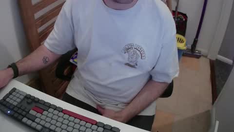 Morph online show from November 30, 5:50 pm