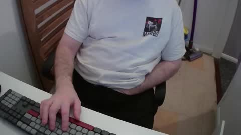 Snapshot of essex_wild chatting on February 14, 8:49 pm Morph online show from February 14, 8:49 pm