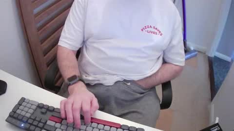 Snapshot of essex_wild chatting on February 18, 10:00 am Morph online show from February 18, 10:00 am