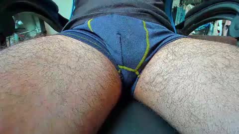 Snapshot of esteban1275 chatting on February 27, 8:20 pm Esteban Gomez online show from February 27, 8:20 pm