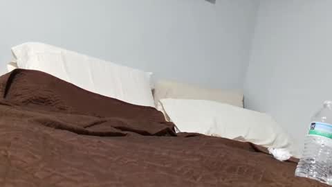 Esteban online show from October 25, 9:42 pm