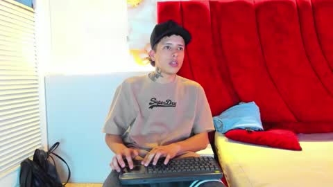 ESTEBAN online show from January 17, 7:39 pm