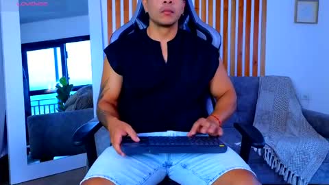 ESTEBAN online show from May 16, 11:31 am