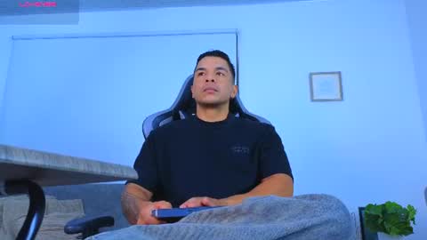 ESTEBAN online show from June 17, 11:23 am