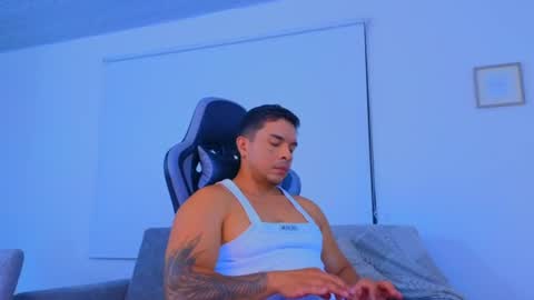 ESTEBAN online show from June 26, 2:21 pm