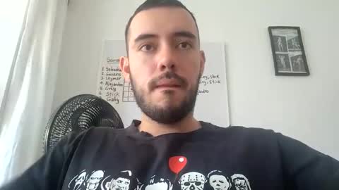 Snapshot of esteban_star chatting on December 15, 2:21 pm Esteban Reyes independent model online show from December 15, 2:21 pm