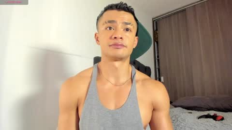 Snapshot of esteban_stud chatting on March 25, 10:16 pm ESTEBAN online show from March 25, 10:16 pm