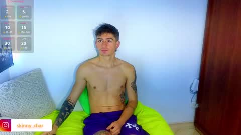 Esteban independent model online show from December 9, 12:08 pm
