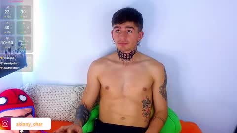 Esteban independent model online show from January 2, 4:02 pm