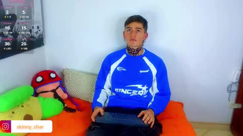 Esteban independent model online show from January 3, 11:23 pm