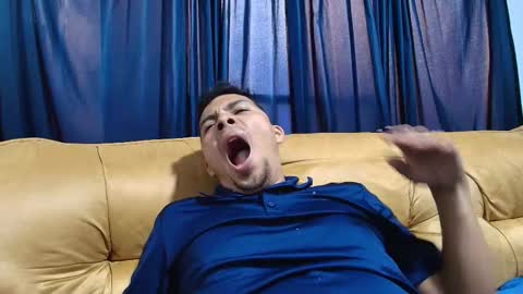 Esteban online show from March 25, 10:38 pm