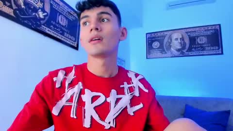 Snapshot of estebanperez_ chatting on January 9, 11:58 am Esteban online show from January 9, 11:58 am