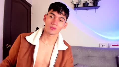 Snapshot of estebanperez_ chatting on January 29, 1:07 pm Esteban online show from January 29, 1:07 pm