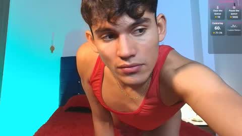 Snapshot of estebanperez_ chatting on March 8, 1:47 pm Esteban online show from March 8, 1:47 pm