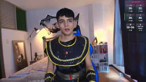 Snapshot of estebanperez_ chatting on October 31, 11:55 am Esteban online show from October 31, 11:55 am