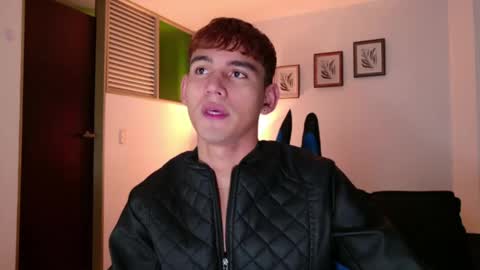Esteban online show from March 11, 10:43 am