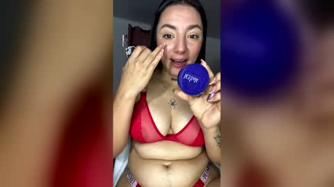 Snapshot of estefa1 chatting on February 21, 7:26 pm estefa1 online show from February 21, 7:26 pm