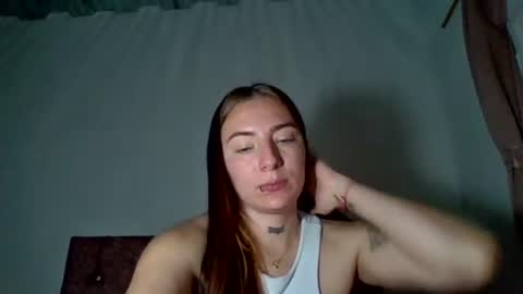 estefa1 online show from June 23, 4:43 am