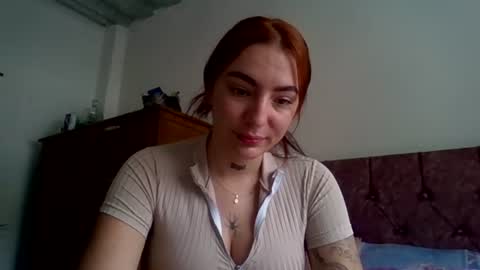 estefa1 online show from June 30, 5:25 pm