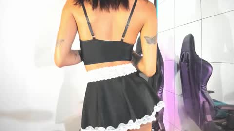 Estefa G online show from October 1, 10:49 pm