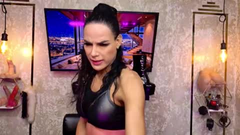 Snapshot of estefania1812 chatting on February 24, 3:26 am estefania1812 online show from February 24, 3:26 am
