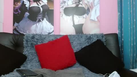 Snapshot of estefania_344 chatting on April 25, 3:20 pm estefania_344 online show from April 25, 3:20 pm