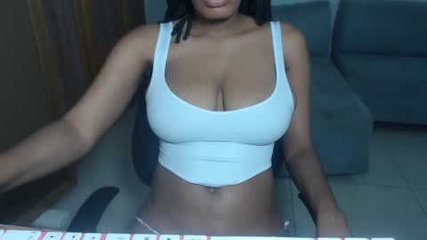estefania_starlovee online show from December 4, 8:40 pm