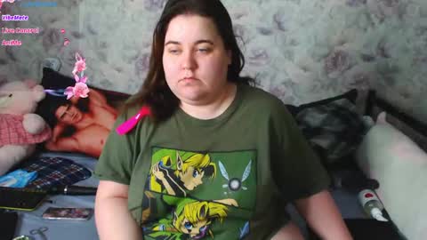 Snapshot of estelle_hicks chatting on December 1, 6:08 pm estelle_hicks online show from December 1, 6:08 pm