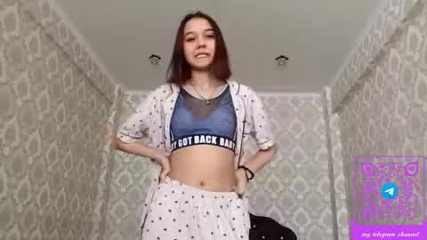 estellekirbo online show from March 6, 11:17 am