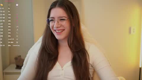 Ester online show from May 28, 3:59 am
