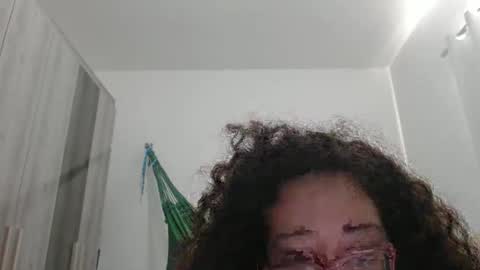 Snapshot of esteralcantara chatting on February 20, 5:35 pm esteralcantara online show from February 20, 5:35 pm