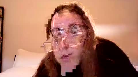 Snapshot of estherjude chatting on June 3, 2:33 pm Esther online show from June 3, 2:33 pm