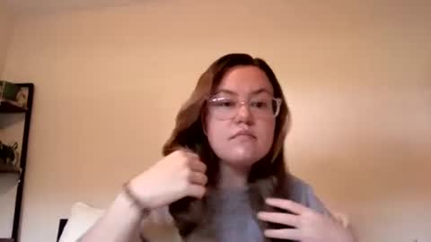 Snapshot of estherjude chatting on June 5, 11:16 am Esther online show from June 5, 11:16 am