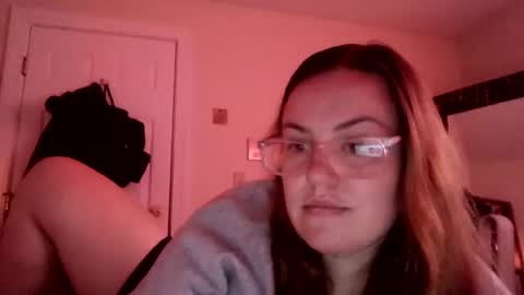 Snapshot of estherjude chatting on June 19, 6:45 pm Esther online show from June 19, 6:45 pm